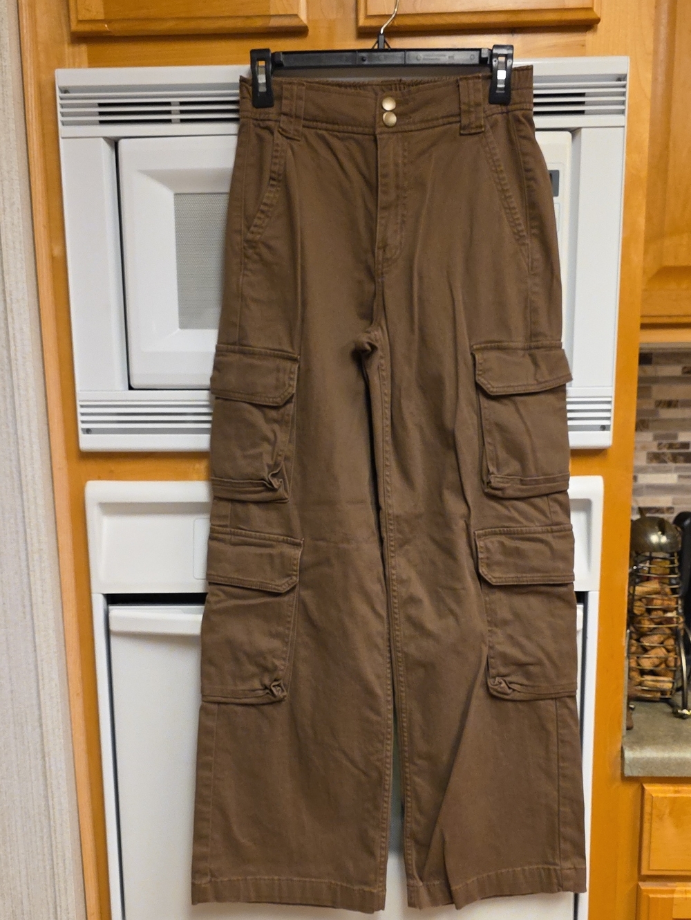 Arizona Jean Company Brown Women's Cargo Pants - Multi-Pocket Utility, Size Jr 1